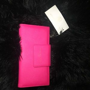 Adrienne Vittadini Wallet